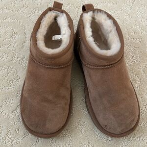 Uggs size 2